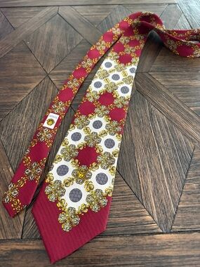 Gianni Versace 100% Silk Tie Red Gold Baroque Medusa Print Luxury Designer